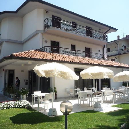 Hotel International Σιρμιόνε Εξωτερικό φωτογραφία