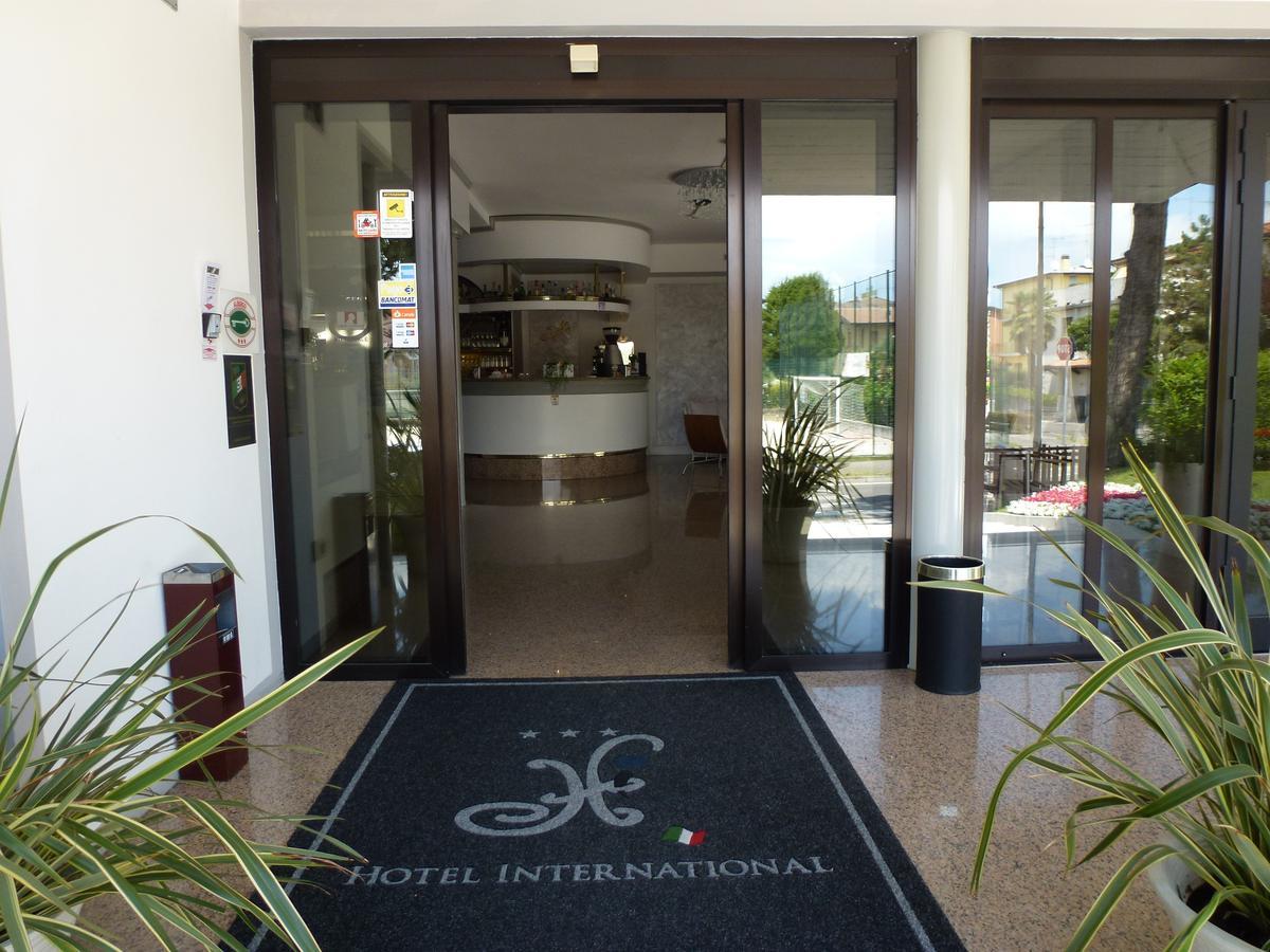 Hotel International Σιρμιόνε Εξωτερικό φωτογραφία