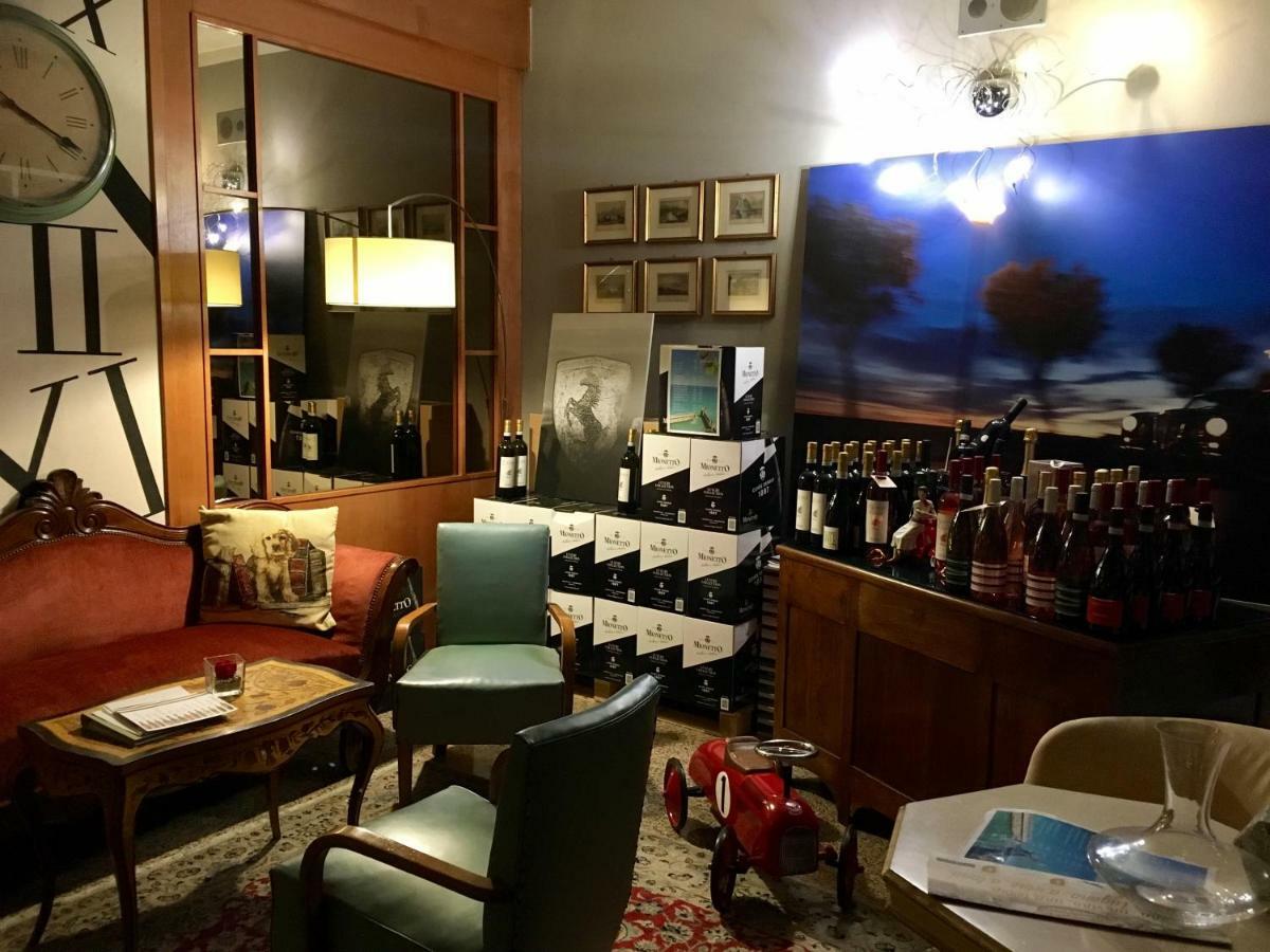 Hotel International Σιρμιόνε Εξωτερικό φωτογραφία