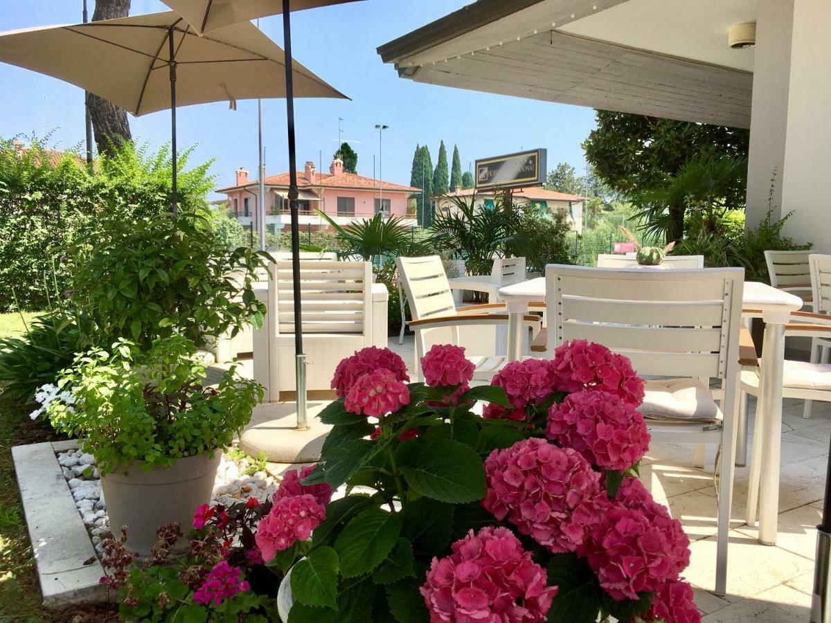 Hotel International Σιρμιόνε Εξωτερικό φωτογραφία